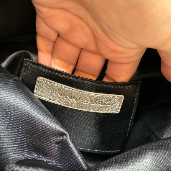 Banana Republic Black & Silver Beaded Envelope Clutch Bag Zip Closure Elegant - Picture 9 of 9